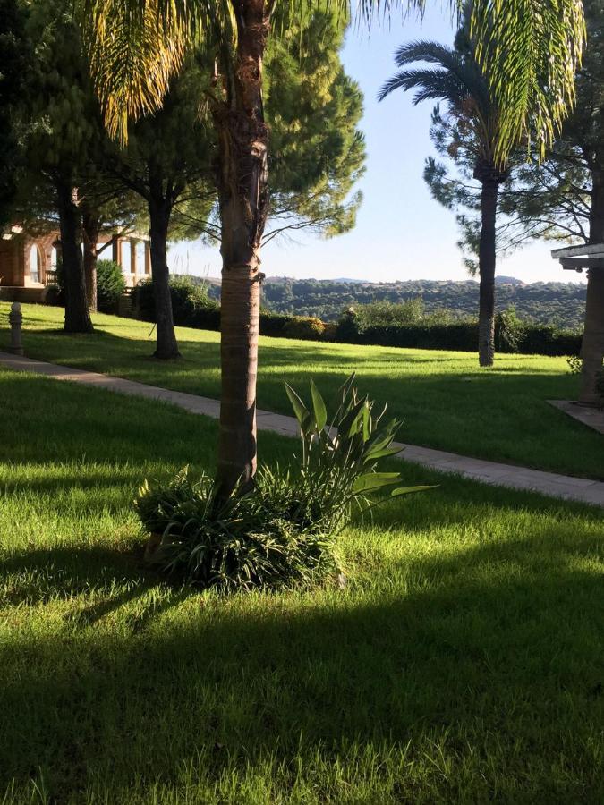 Nostrana Village Apartments Koskinou  Buitenkant foto
