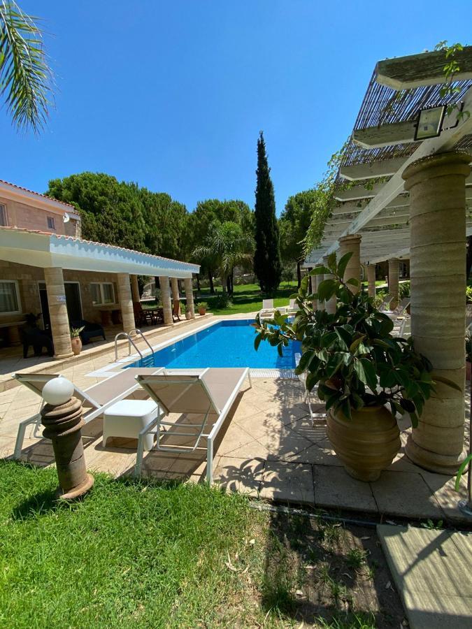 Nostrana Village Apartments Koskinou  Buitenkant foto