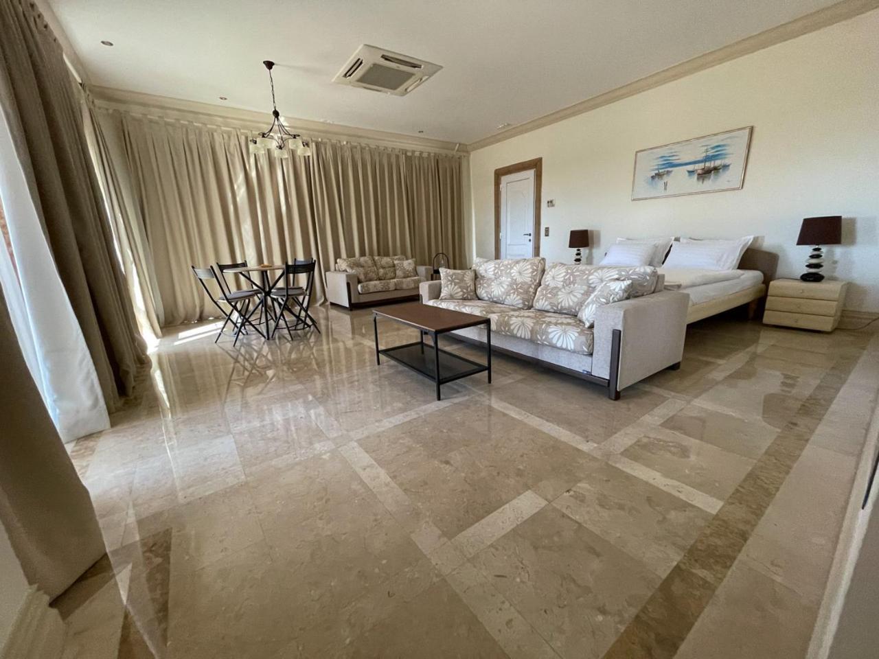 Nostrana Village Apartments Koskinou  Kamer foto