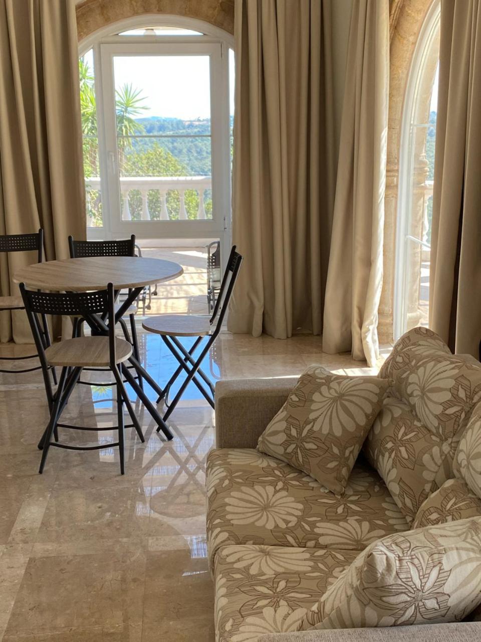 Nostrana Village Apartments Koskinou  Kamer foto